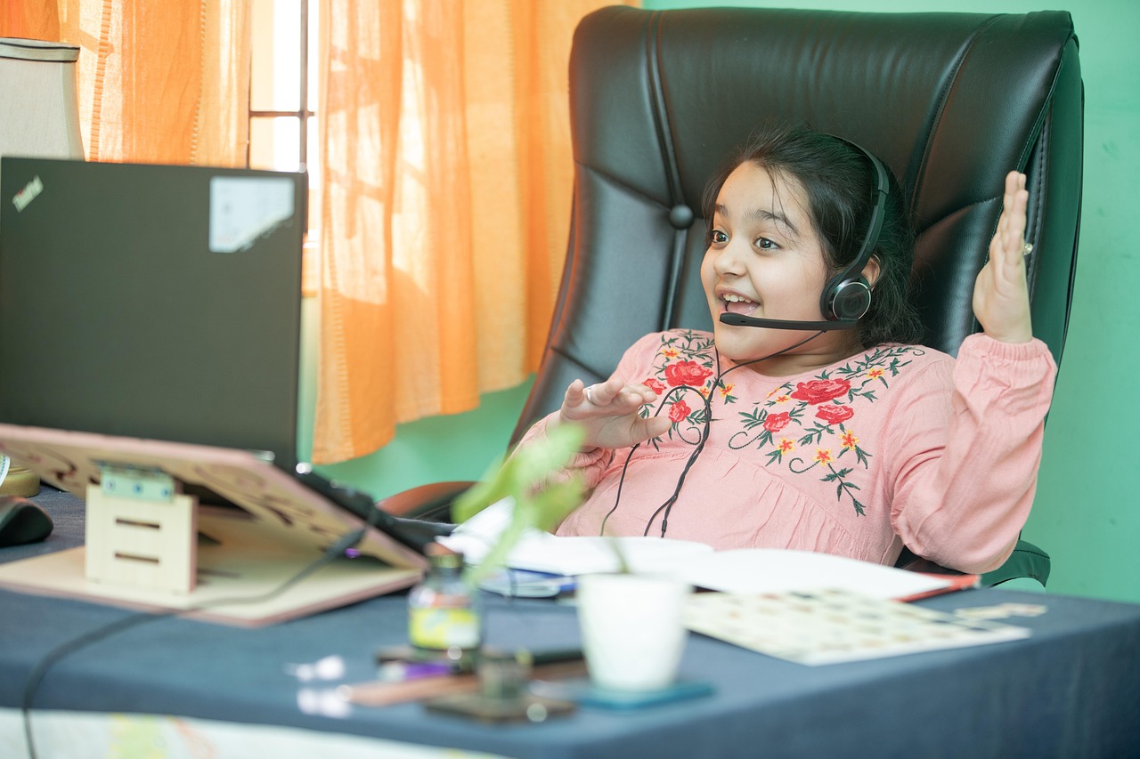 online school, distance learning, little girl, remote learning, remote education, online school, online school, online school, online school, online school, distance learning, distance learning, remote learning, remote learning